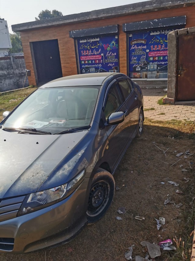 Honda City 1.3 Model 2012 Grey Color